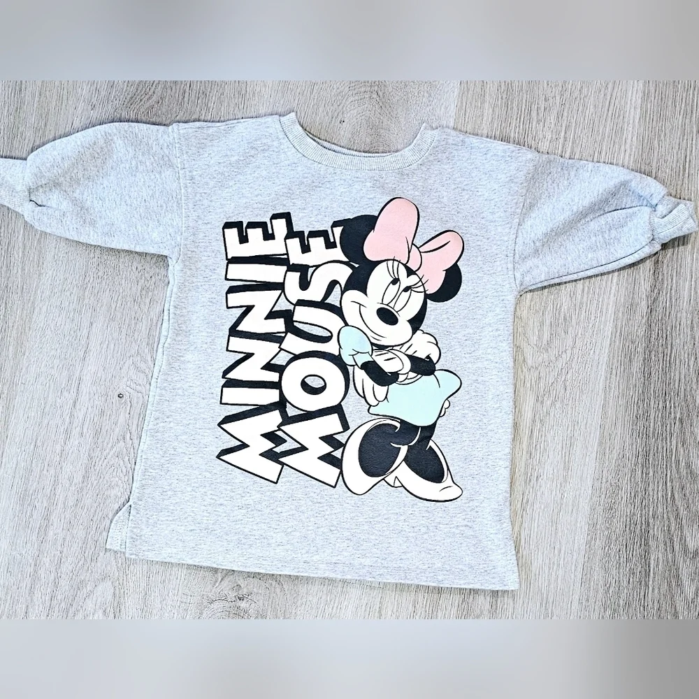 Disney includes minnie